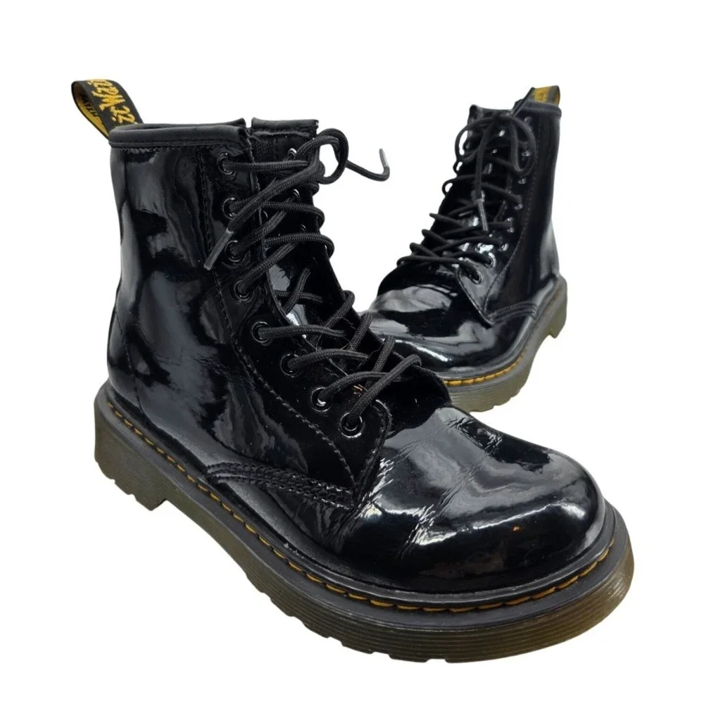 Dr. Martens 1460 J Black Patent‎ Leather Boots Youth Size 2 US Zip